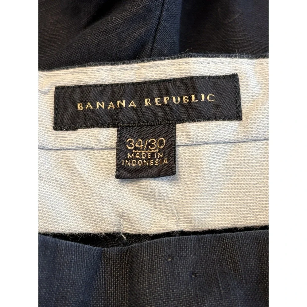 Banana Republic classic styling